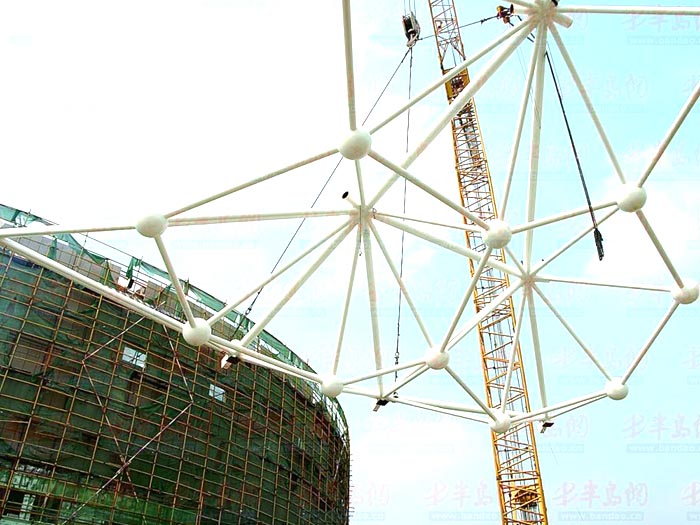 巩义体育馆网架安装